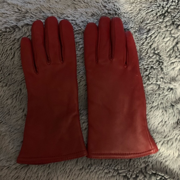 Merona Accessories - ⚡️Red Leather Gloves